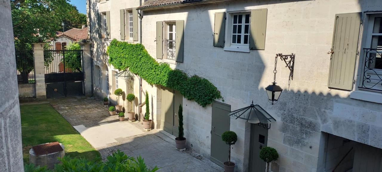 Chateau Des Senechaux, Bourdeilles Exteriér fotografie