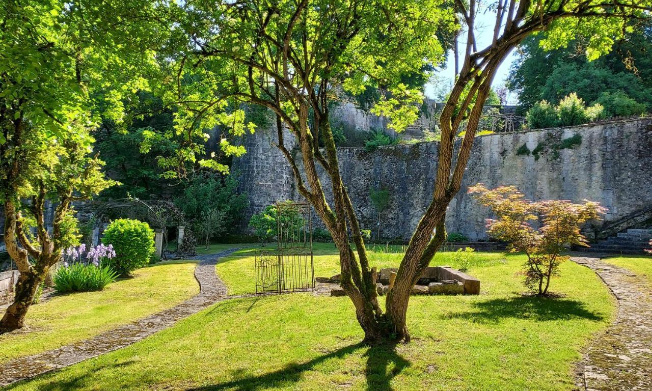 Chateau Des Senechaux, Bourdeilles Exteriér fotografie