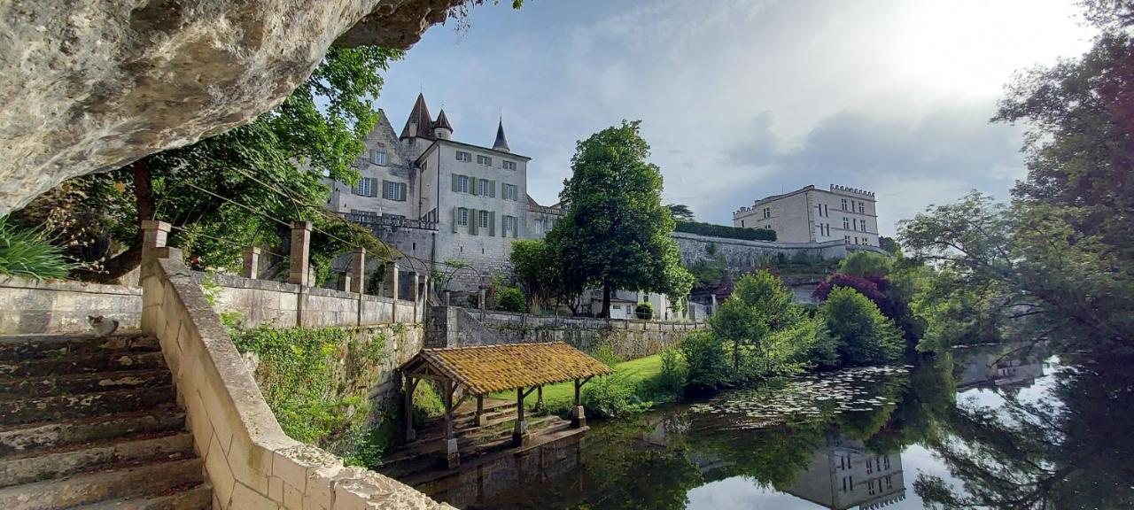 Chateau Des Senechaux, Bourdeilles Exteriér fotografie